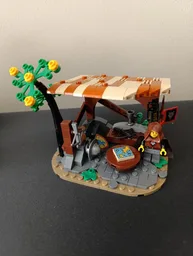 Wolfpack Thieves (fitting the new 10332)