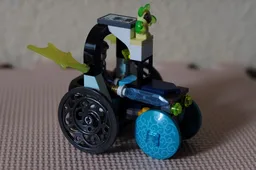 41195 magic car - Alternate build Emily & Noctura's Showdown