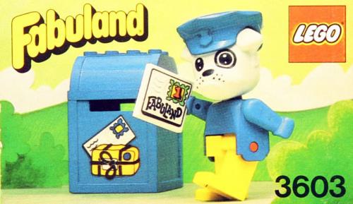 Lego Boris Bulldog and Mailbox