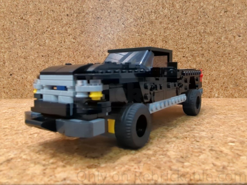 Lego 2001 Ford F-250 Super Duty - 76924