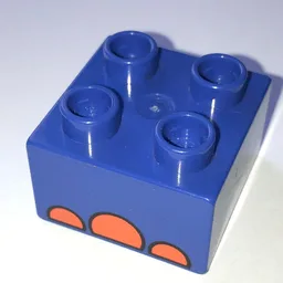 Duplo Brick 2 x 2 with Elephant Foot Print / Violet