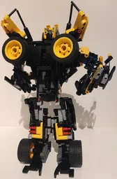LEGO 42151 - BUMBLEBEE TRANSFORMER