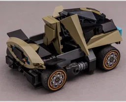 76923 Triangular Vehicle