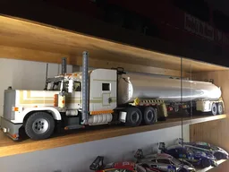 1:17 Fuel Trailer for Semi Truck