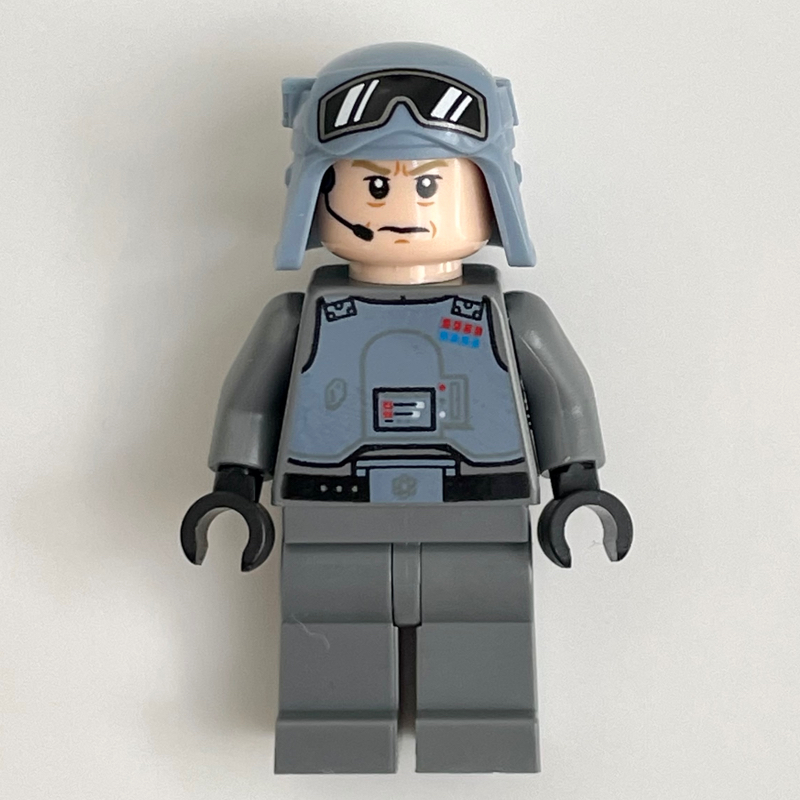 Lego General Maximillian Veers, Sand Blue Helmet with Visor