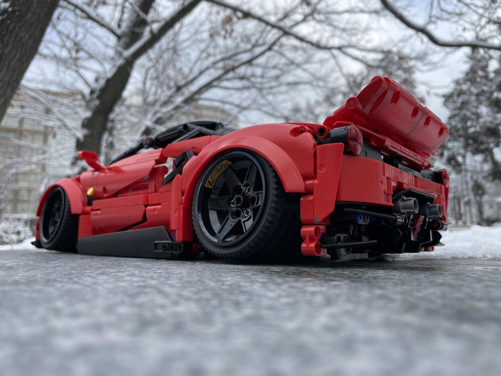 Lego Ferrari 488 Pista Liberty Walk