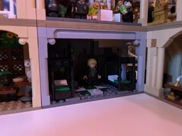 Hogwarts Slytherin Dorm (modular)
