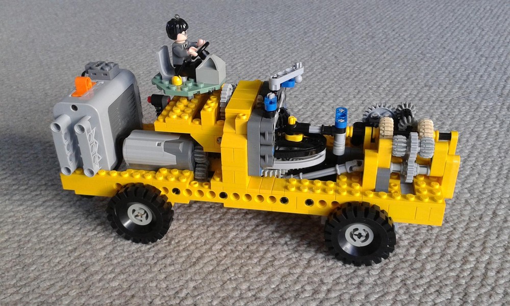 Lego Auto-reversing vehicle