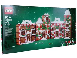 2023 Employee Exclusive - Gingerbread House