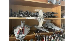 Multi-purpose, multi-model bookshelf display