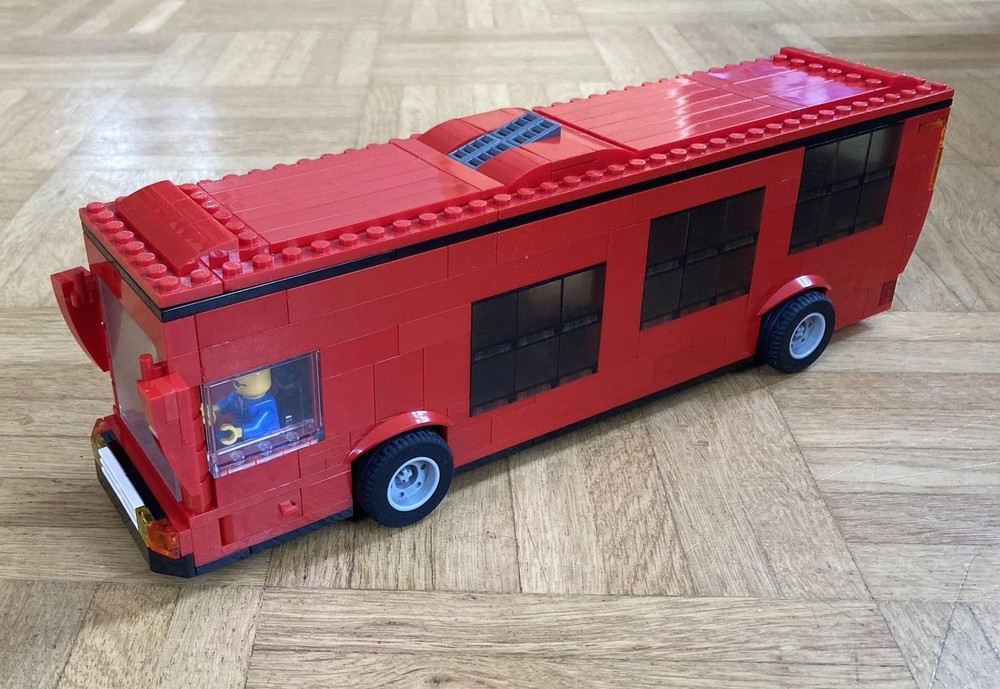 Lego Red City Bus (Roter Stadtbus) 8x36x11 (WxLxH)