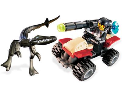Lego Street Sprinter vs. Mutant Lizard