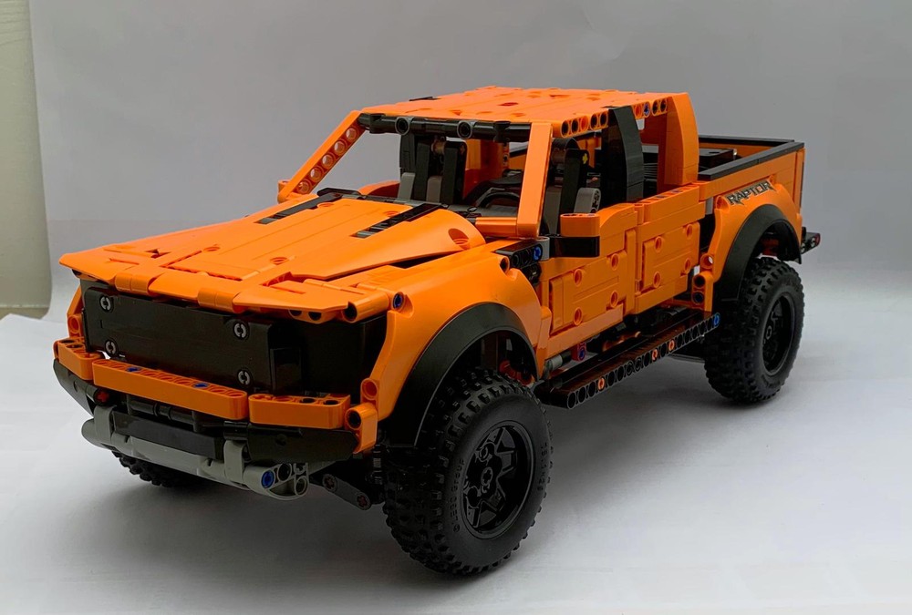 Lego RAPTOR With Buwizz