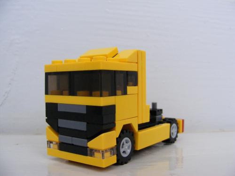 Lego Mini Scale Truck