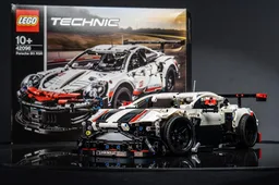 42096 - Aston Martin Vantage GTE (2018)