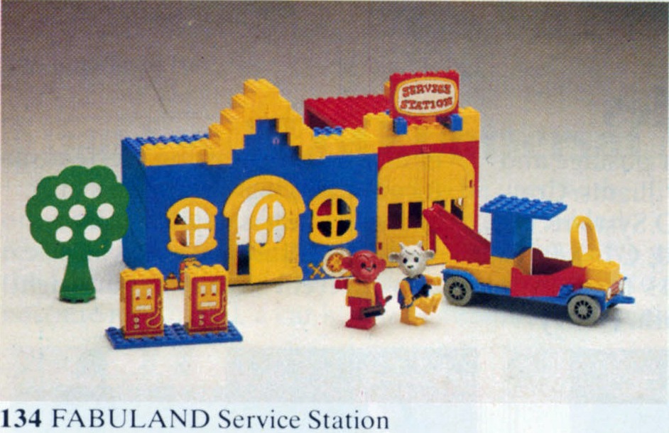 Lego Service Station