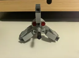 Droid tri fighter