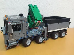 Scania P-400 con grúa