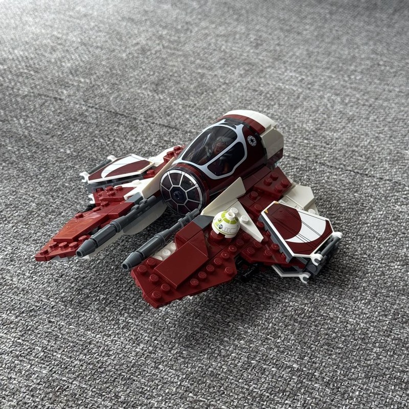 Lego 75401 Cockpit shape modification