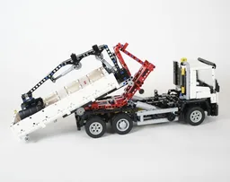 Hook Lift Truck