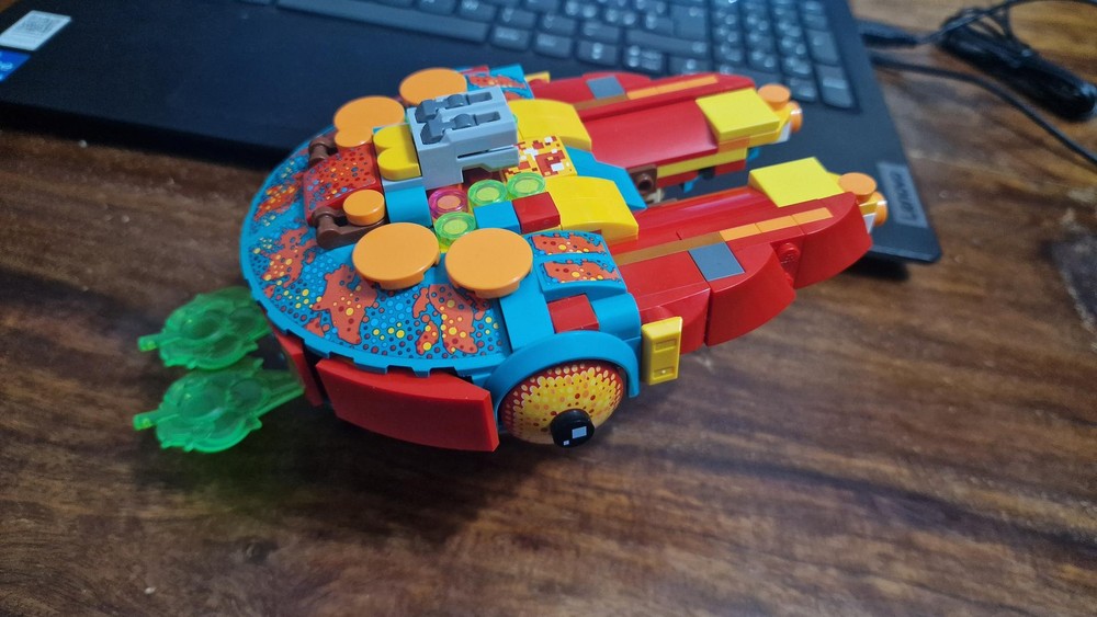 Lego Alternative build Falcon