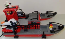 NXT RC catamaran (Part I + II: base + deck)