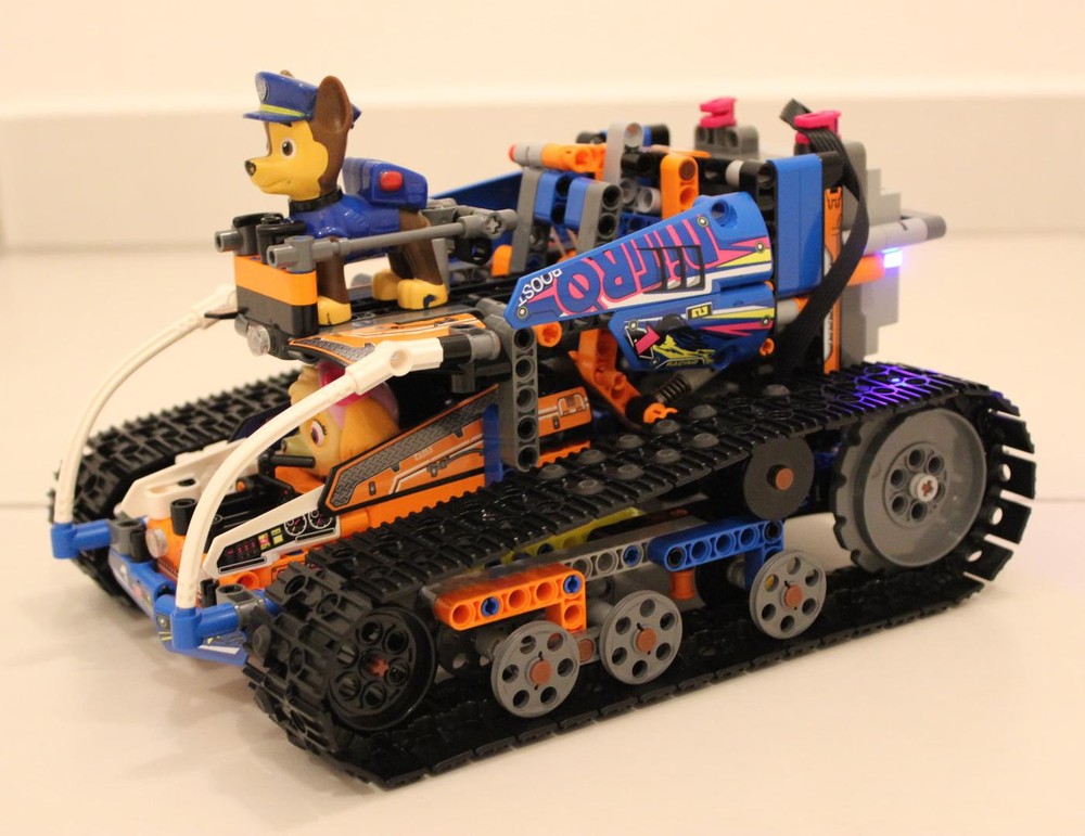 Lego Paw patrol car 42140 alternative model