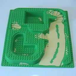 Baseplate Raised 32 x 32 with Ramp, Stairs, and Two Pits with Yellow Dirt Print / Bright Green