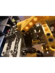 T-hammer crane