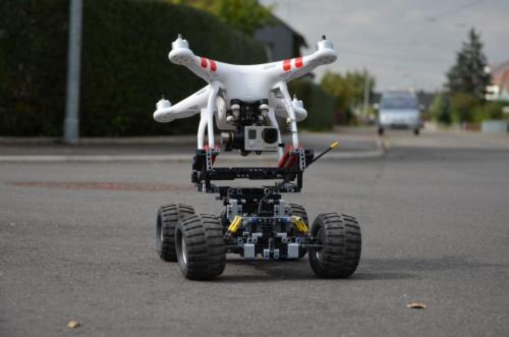LEGO Technic RC Dolly for DJI Phantom 2