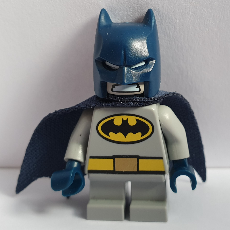 Lego Batman, Light Bluish Gray Suit, Dark Blue Cape and Cowl, Short Legs