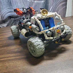 42180 Space themed war machine