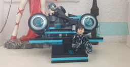 Light Cycle Action Stand