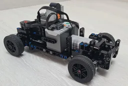 Small and compact 1:17 Chassis