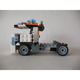 31034 - The First E-Truck