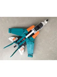 variable-sweep-wing jet