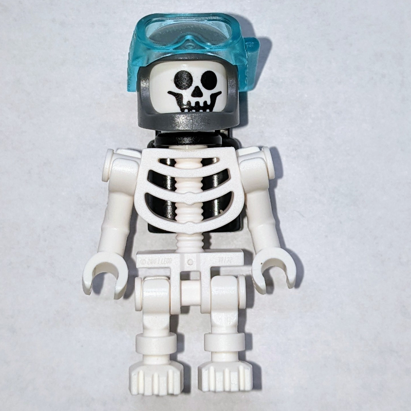 Lego Skeleton, Standard Face, Dive Helmet and Airtanks, 60115 Torso