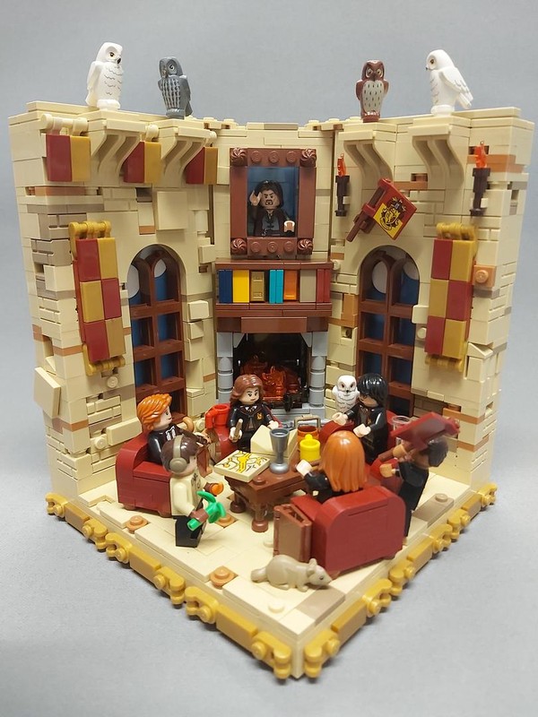 Lego HP Castle Common Room Bookend/Display Stand