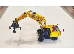 Replaceable bucket styles for pneumatic excavators