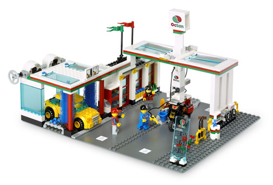 Lego Service Station