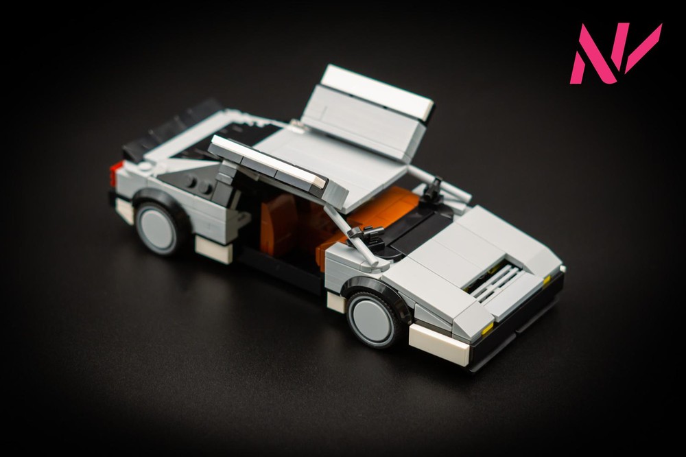 Lego Aston Martin Bulldog