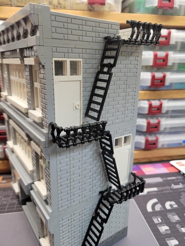 Lego Bricksculpt Bank Fire Escape