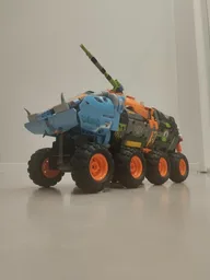 Monster Jam Alt Build – 8‑wheel Armored Personnel Carrier (APC), 591 parts