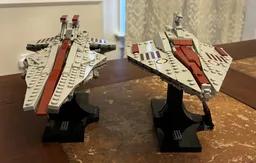 Single Set Venator-Class StarDestroyer Midi-Scale