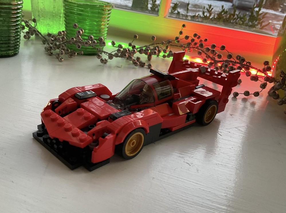 Lego Lamborghini SC63 (76906 alt)