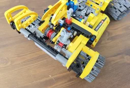 42006: Car with Custom Differential