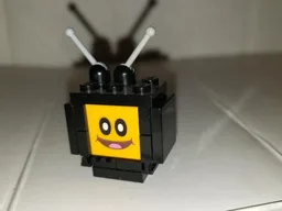 Nickelodeon's Face and CRT TV