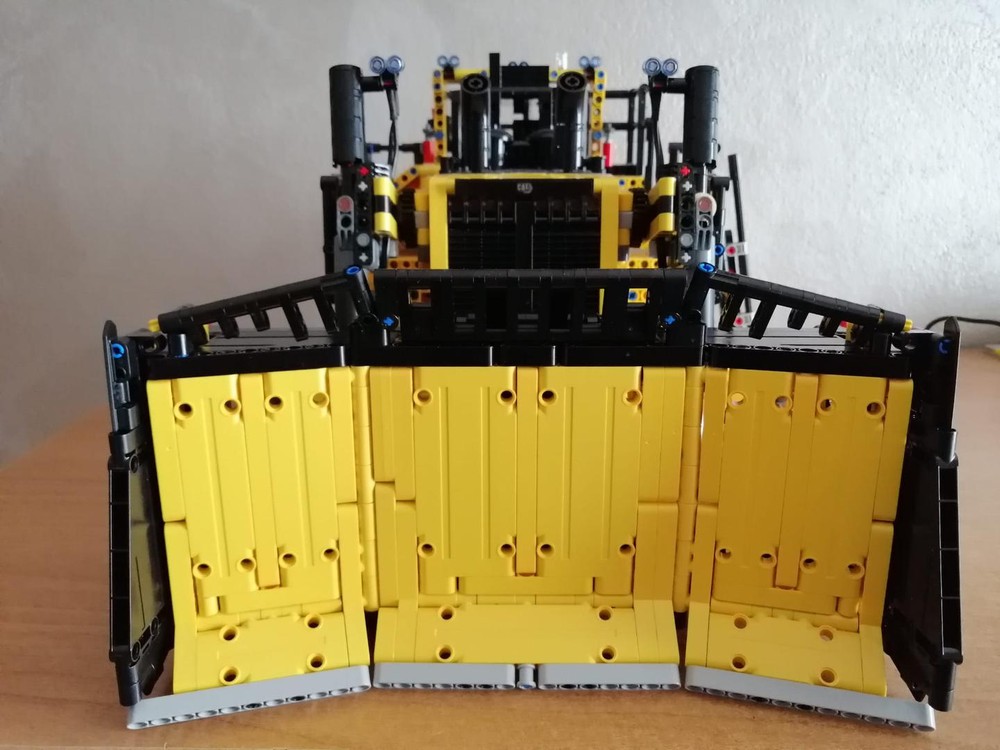 Lego SHORT BLADE FOR CAT D11 (42131)