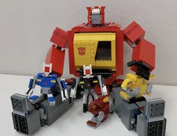 Transformers G1 - Blaster (Fully Transformable)