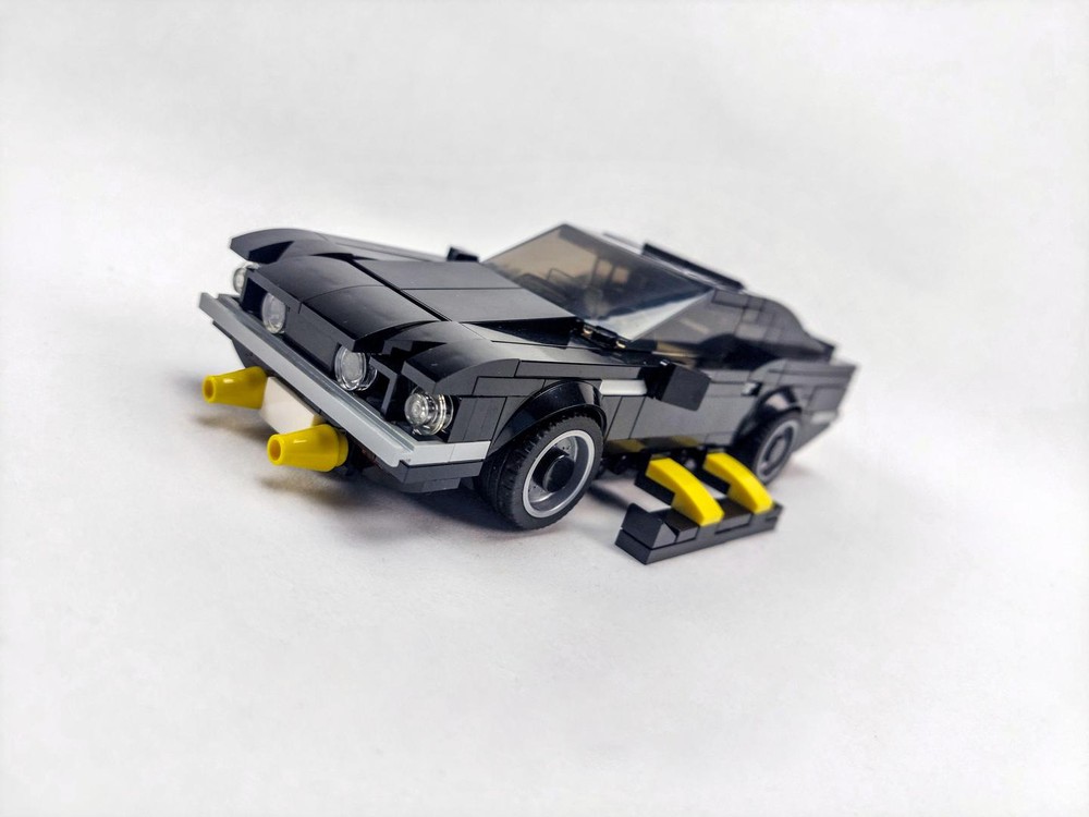 Lego 007 Aston Martin V8 Vantage from The Living Daylights